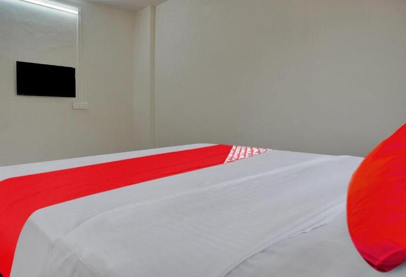 חדר קלאסי לשלושה, Oyo Flagship Shri Sai Lodging