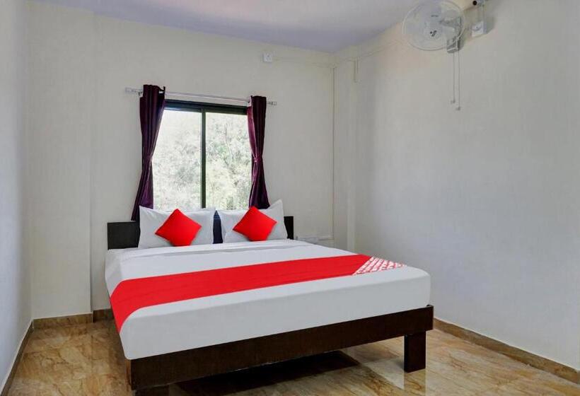 חדר קלאסי לשלושה, Oyo Flagship Shri Sai Lodging