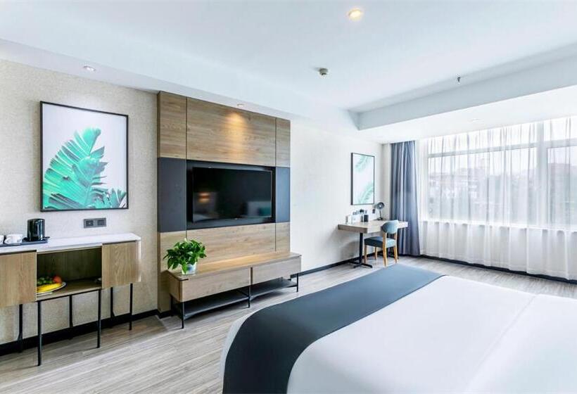 חדר אקונומי, Thank Inn Plus Yangquan Pingding Yangquan No 1 Middle School