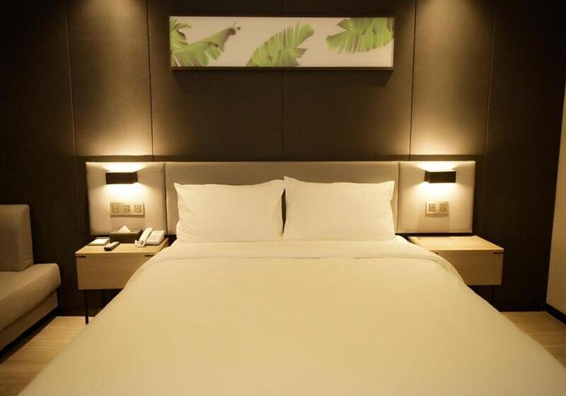 חדר אקונומי, Thank Inn Plus Yangquan Pingding Yangquan No 1 Middle School