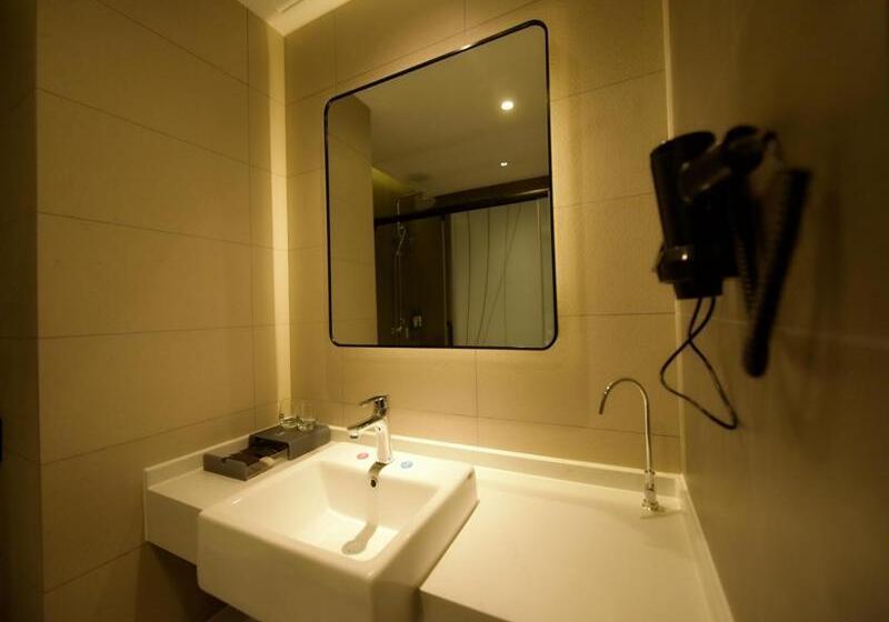 חדר סטנדרטי פלוס, Thank Inn Plus Yangquan Pingding Yangquan No 1 Middle School