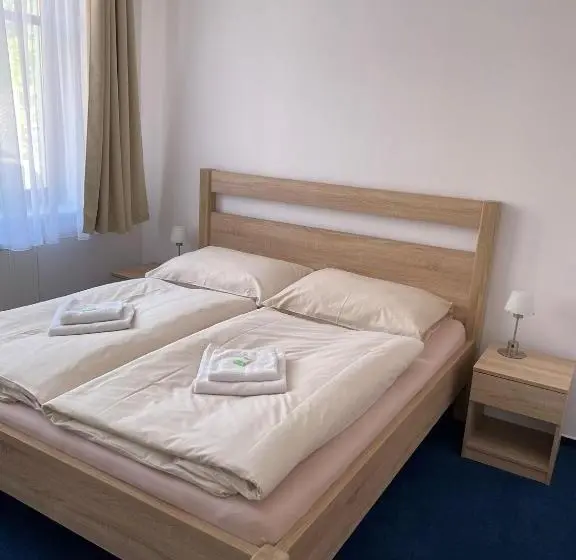 スタンダードルーム, U Města Prahy Náchod