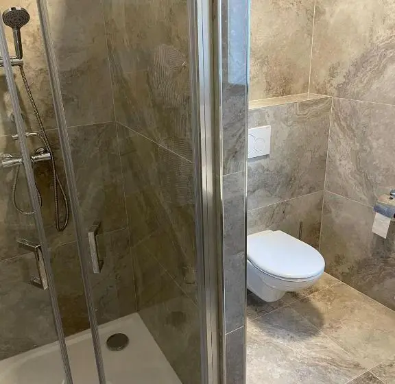 スタンダード４人部屋, U Města Prahy Náchod