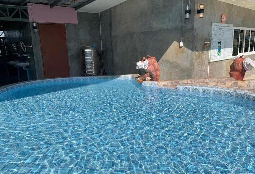 Семейный Номер Deluxe, Warp To Nature