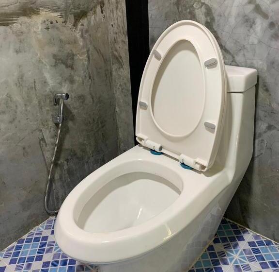 豪华三人间, Warp To Nature