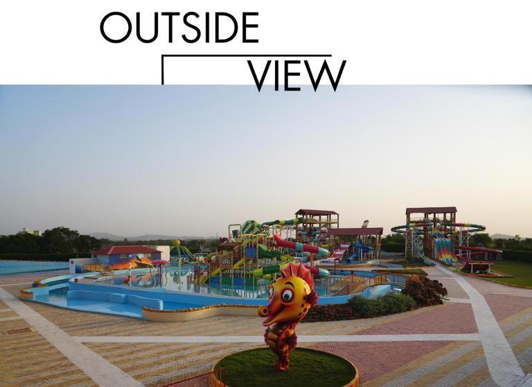 Номер Стандарт Вид на Бассейн, Wet N Wild Water Park & Resort