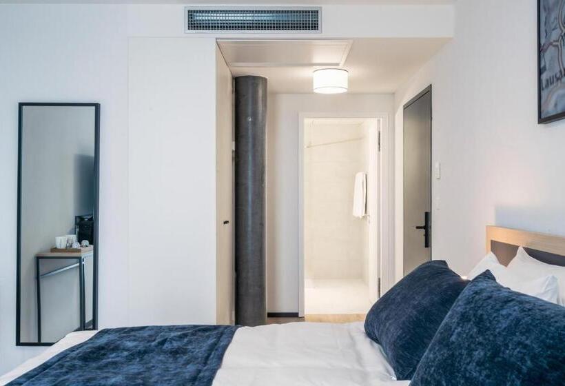 Номер Стандарт, Yparc Hôtel