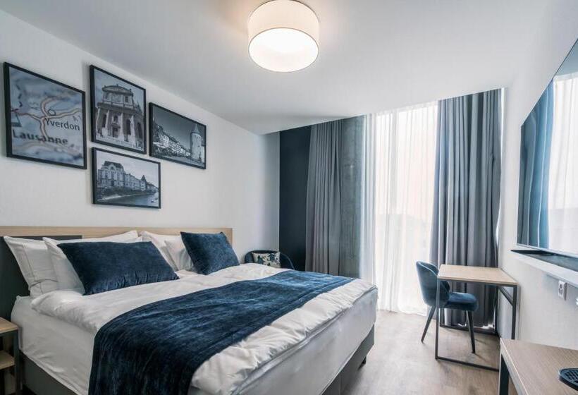 Президентский Люкс, Yparc Hôtel