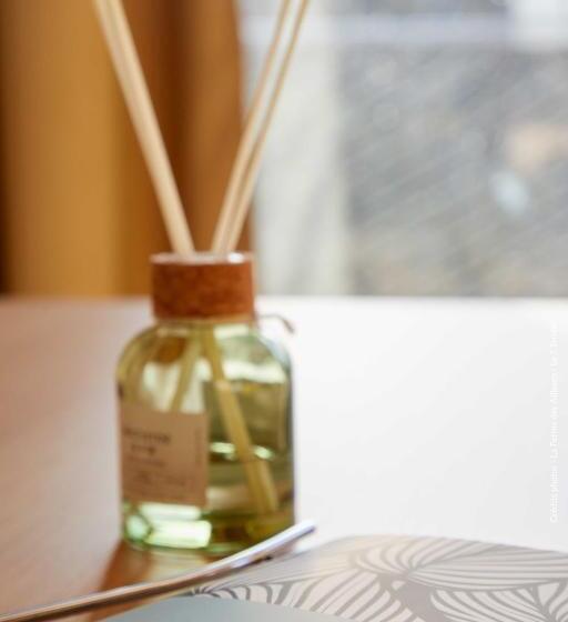 غرفة قياسية, La Ferme Des Ailleurs