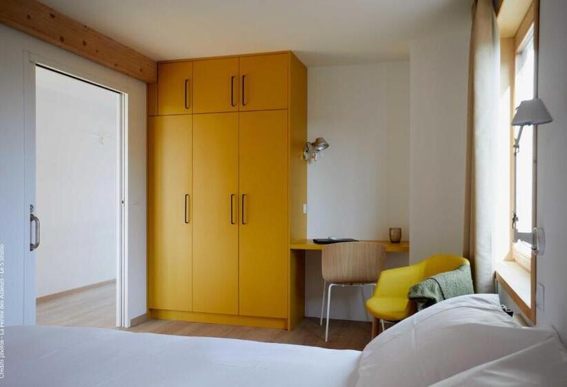 شقة غرفة واحدة, La Ferme Des Ailleurs