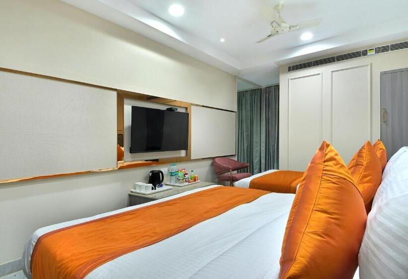 豪华房间, Newly Built Hotel Sapphire House Paharganj 5mins Walk From Railway Station And Metro Station