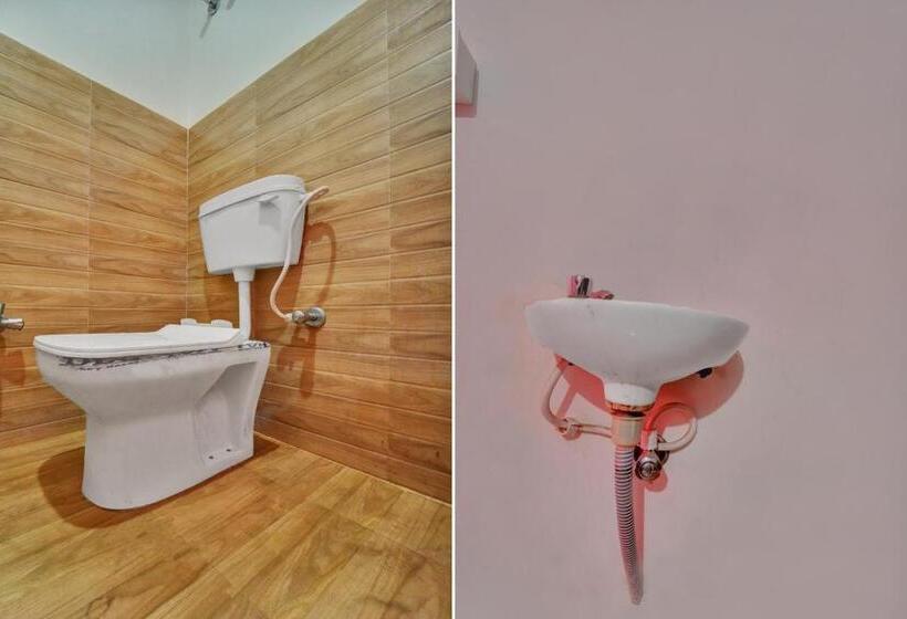 トリプルクラシックルーム, Oyo Flagship Hotel Celebrate Inn