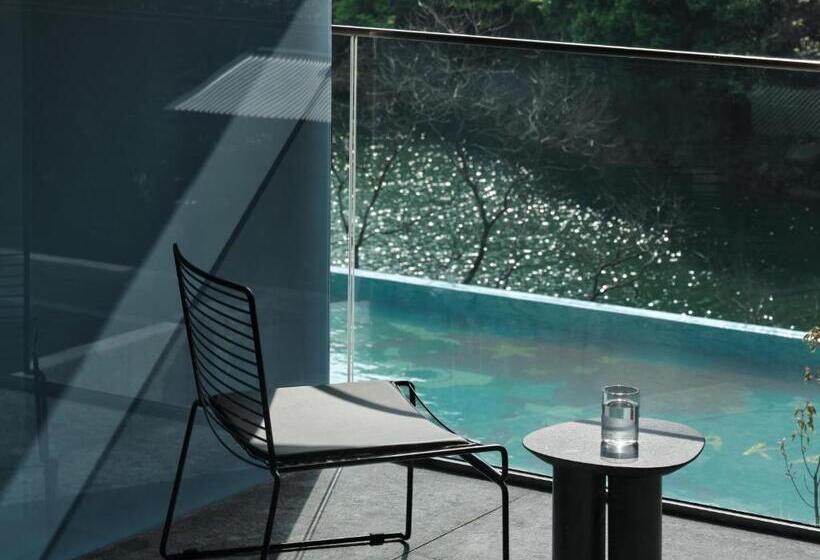 جناح دوبلكس, Yakamoz Qianchuan