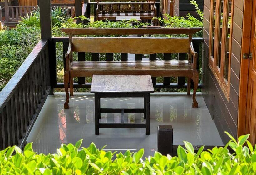 キャビン, Samed Garden Resort