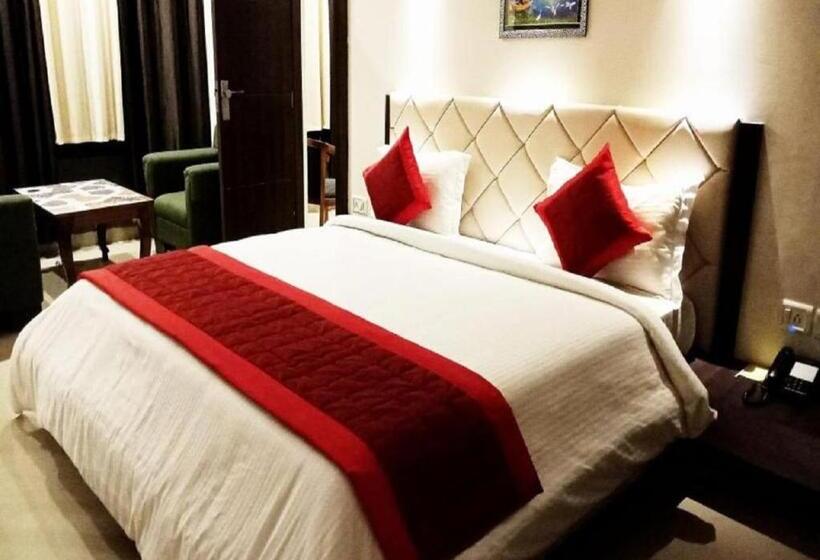 デラックスルーム, Shaan Best Hotel & Lounge In Kharagpur