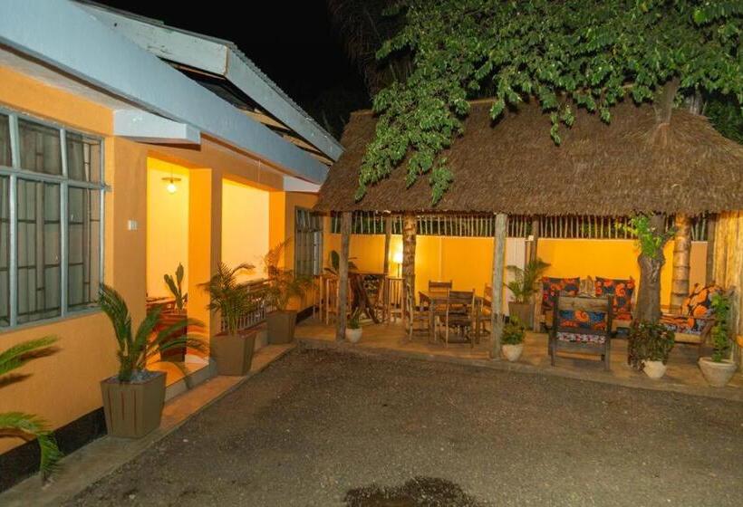 غرفة قياسية مزوَّدة بشُرفة, Blue Elephant Villas