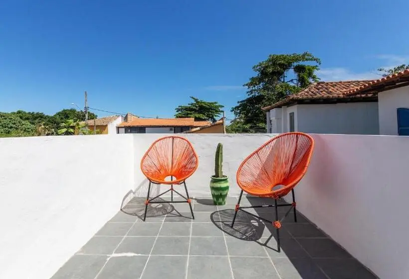 Superior suite with balcony, Casa Flora Búzios