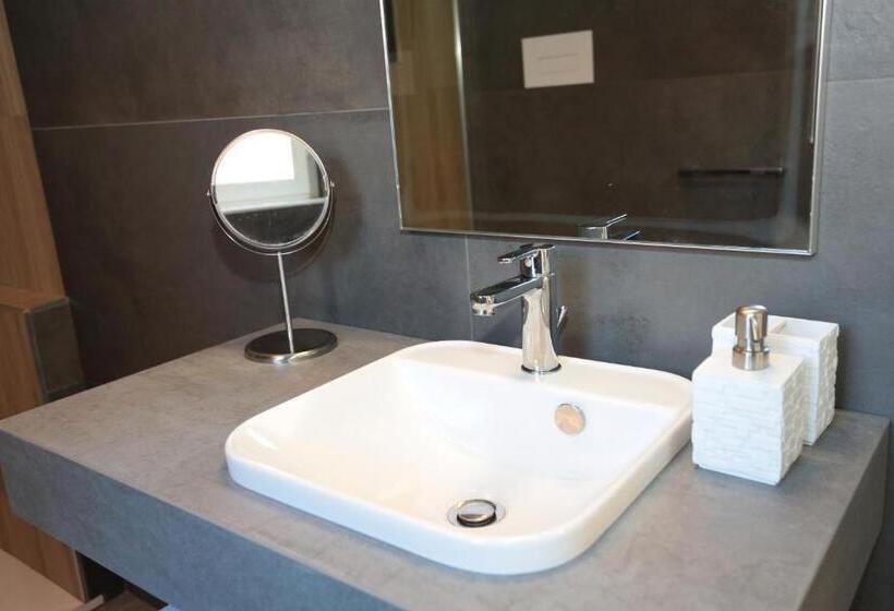 デラックスルーム, Oikia Atenea Automatic Rooms