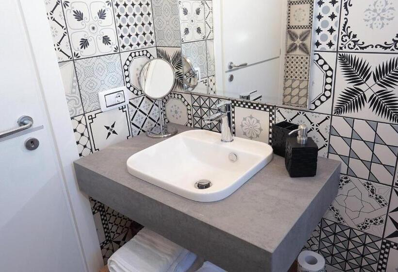 キングサイズベッドのスタンダードルーム, Oikia Atenea Automatic Rooms