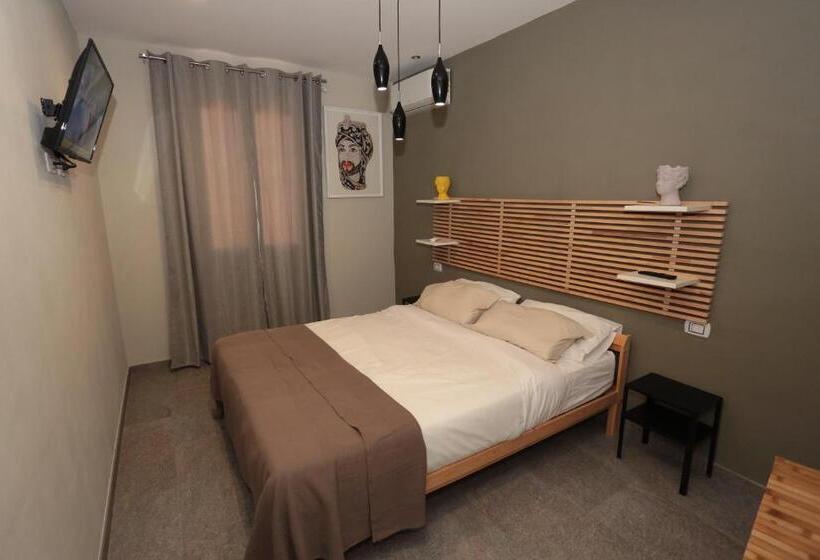 キングサイズベッドのスタンダードルーム, Oikia Atenea Automatic Rooms