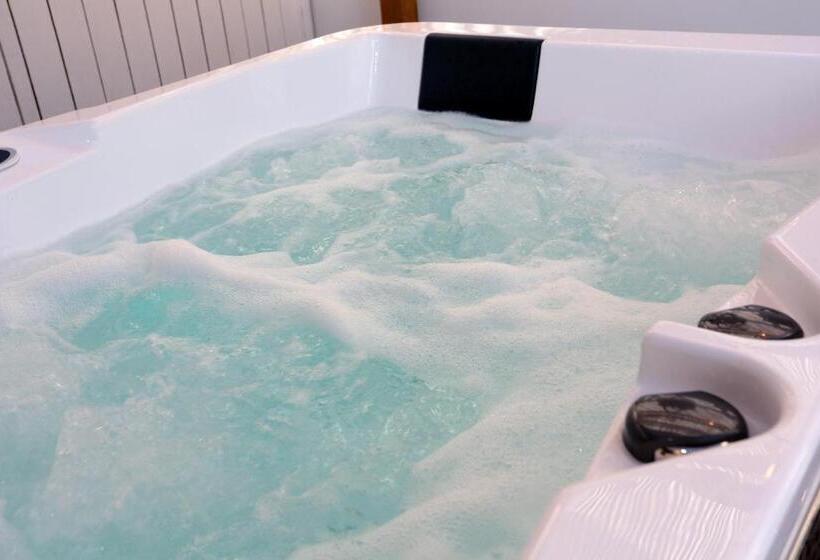 バスタブ付きスタンダードルーム, Oikia Atenea Automatic Rooms