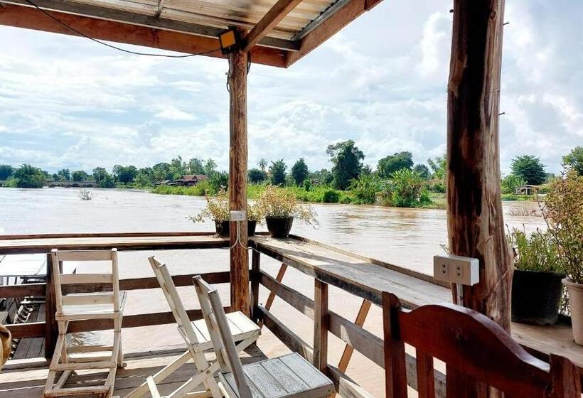 اتاق لوکس با بالکن, Bontai Resort, Don Khon