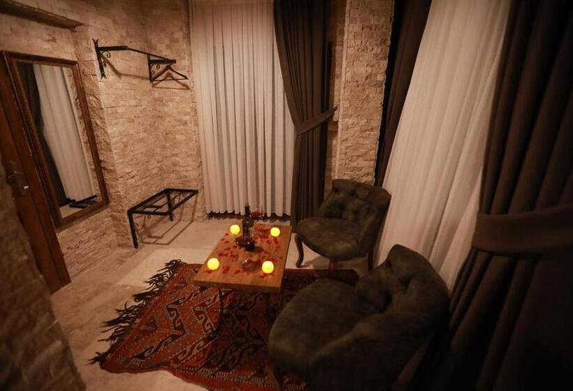 اتاق استاندارد با بالکن, Calina