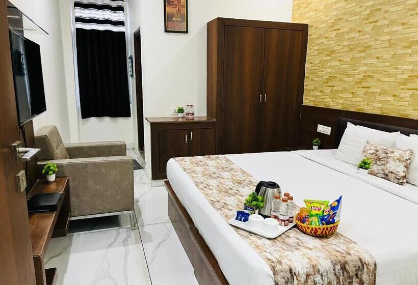 اتاق استاندارد با تخت بزرگ, Plaza Airport Zone