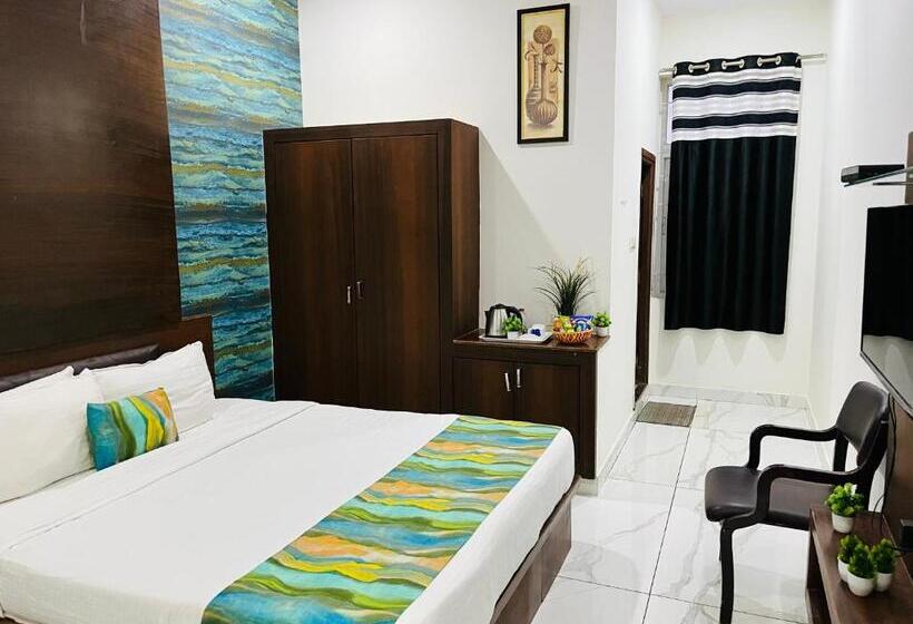 اتاق استاندارد با تخت بزرگ, Plaza Airport Zone