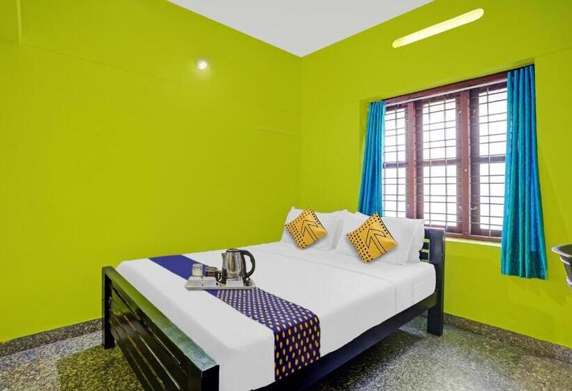 三人经典房间, Spot On 70279 Unique Residency