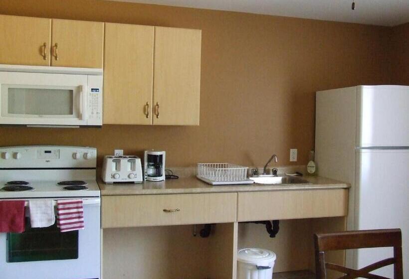 Люкс Кровать Кинг, Motel 7 Inn & Suites