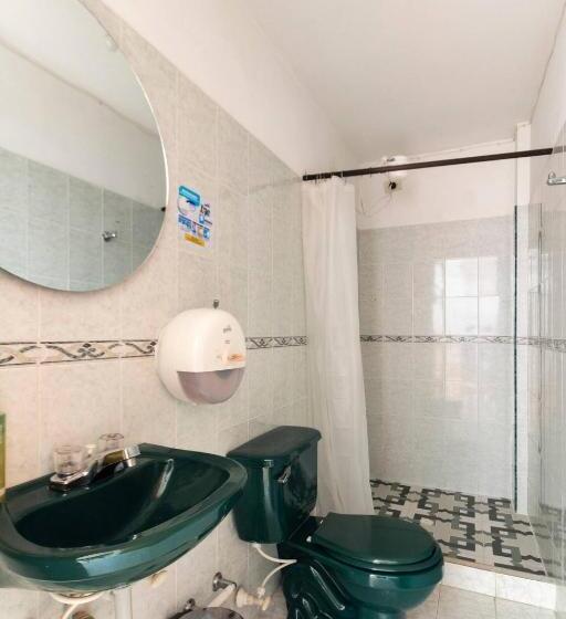 标准间, Letto Hostal