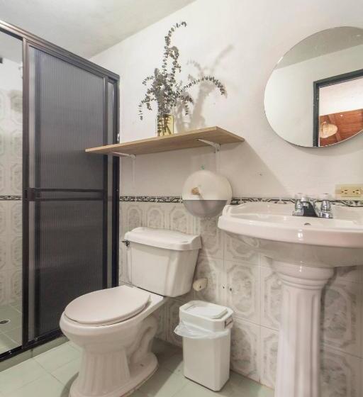Номер Стандарт Трехместный, Letto Hostal
