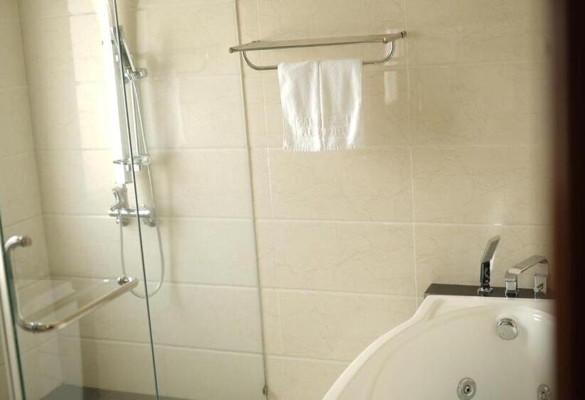 سوییت جونیور, Pleiku Hotel By Gia Lai Tourist