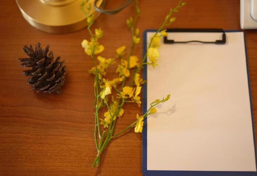 سوییت جونیور, Pleiku Hotel By Gia Lai Tourist