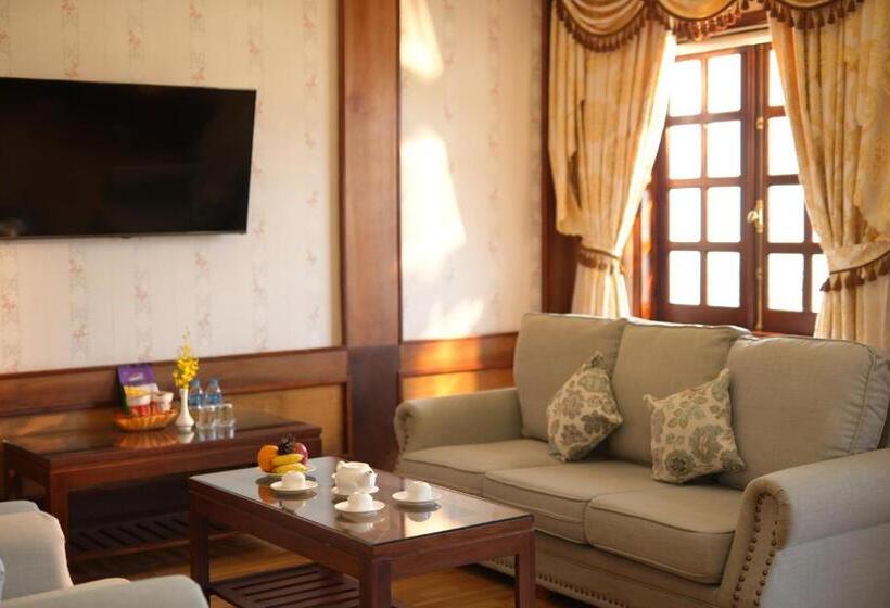 سوییت جونیور, Pleiku Hotel By Gia Lai Tourist