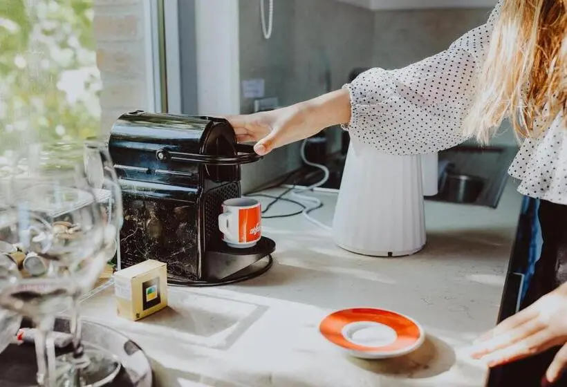 スタンダードトリプルルーム, Pratelli6