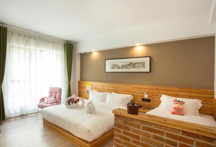 Family Room, Cloudy Warm Hotel   Huangshan Scenic Area Transfer Center Branch
