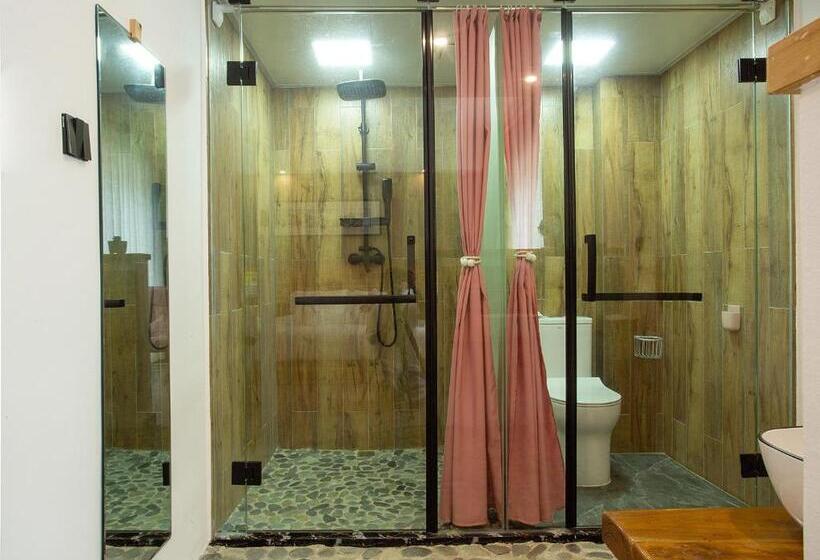 Семейный Номер, Cloudy Warm Hotel   Huangshan Scenic Area Transfer Center Branch