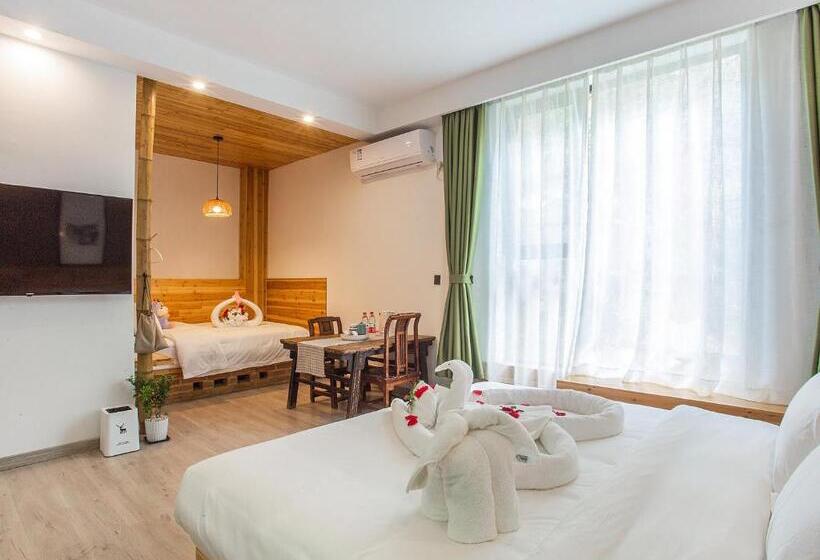 Семейный Номер Deluxe, Cloudy Warm Hotel   Huangshan Scenic Area Transfer Center Branch