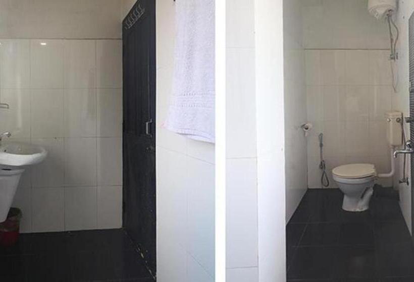 Deluxe Room, Treebo Trend Meylong Hills