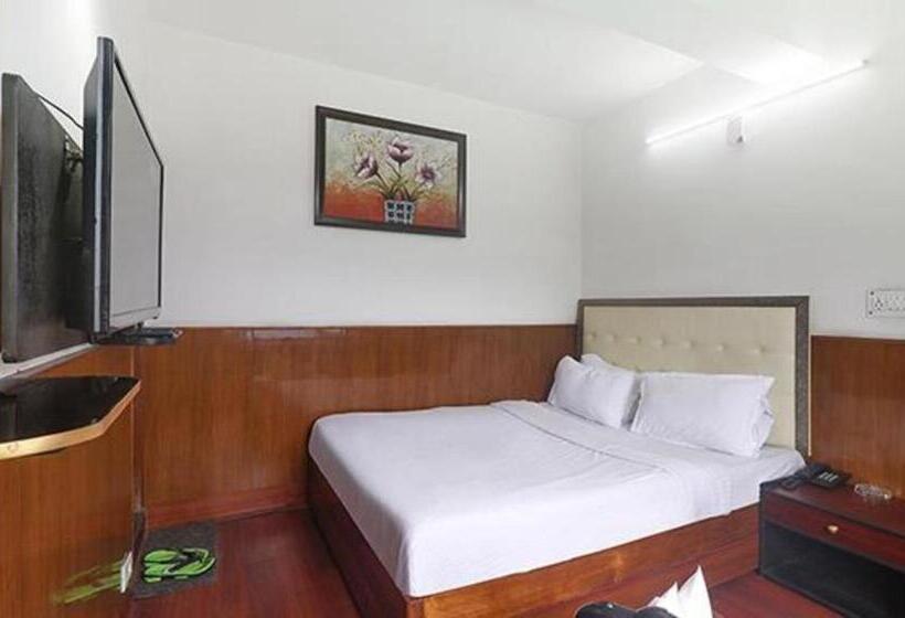 Deluxe Room, Treebo Trend Meylong Hills