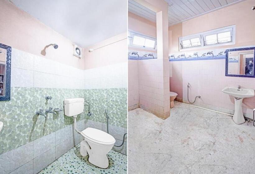 Трехместный Номер Классика, Collection O D Trinayan Suites