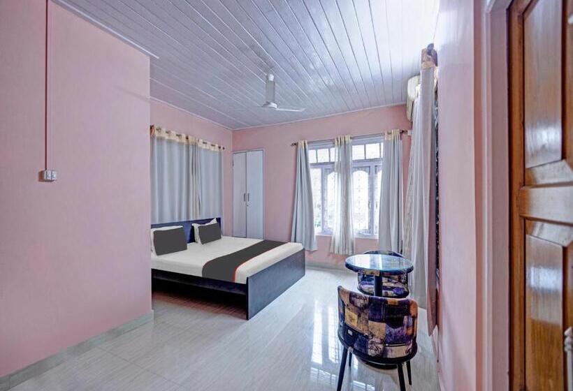 Трехместный Номер Классика, Collection O D Trinayan Suites
