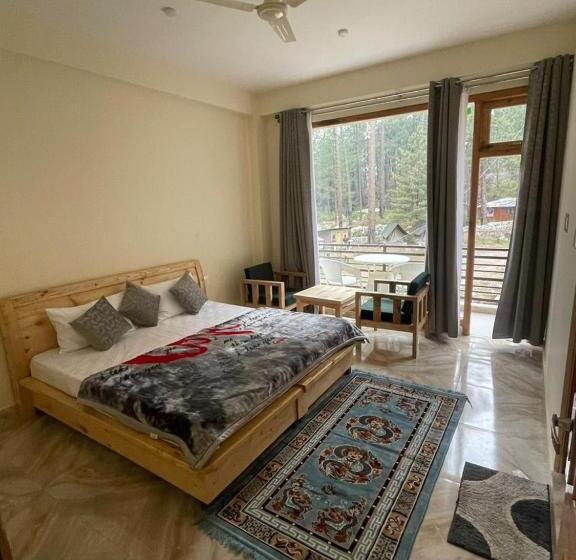 اتاق لوکس, Green Park Kasol