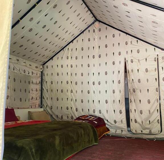 چادر با خدمات رفاهی استاندارد, Green Park Kasol