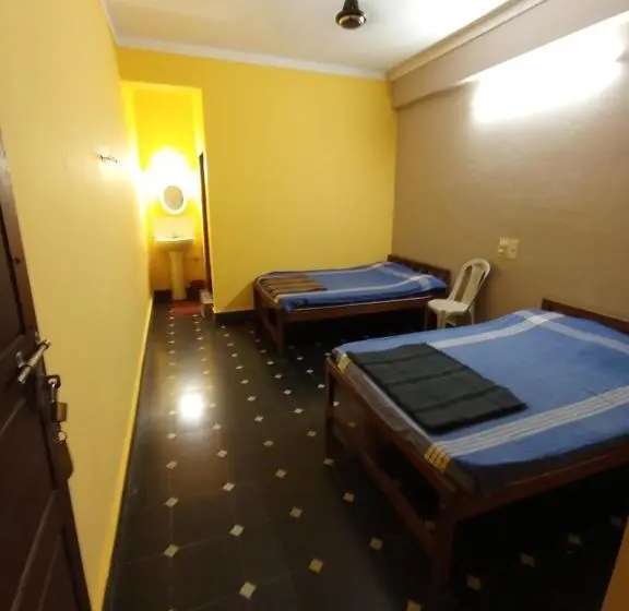 Economy-huone, Padmambika Lodge