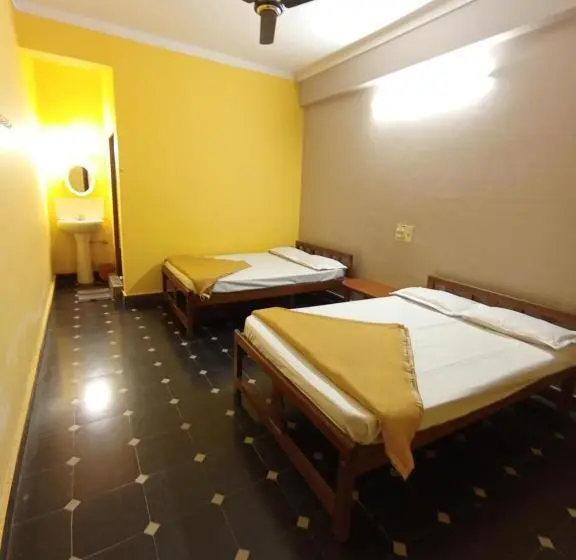Economy-huone, Padmambika Lodge