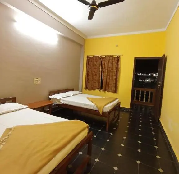 Economy-huone, Padmambika Lodge