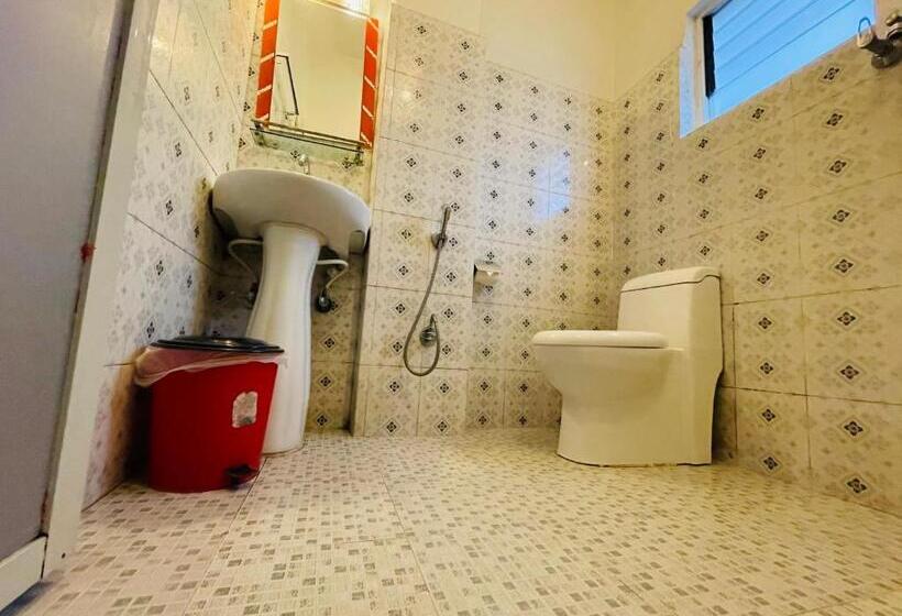 اتاق لوکس یک تخته, Rosemary Homes Pokhara